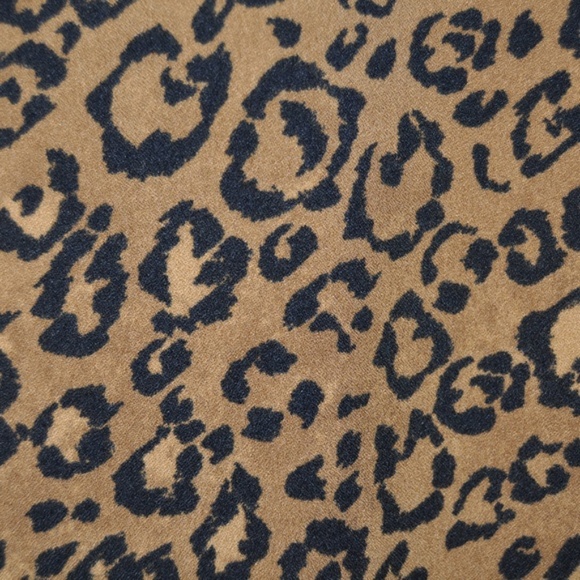 New AVA & VIV Animal Print Back Detail Blouse [B6] - Picture 3 of 8